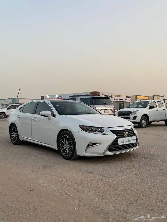 لكزس ES 350. 2013 2