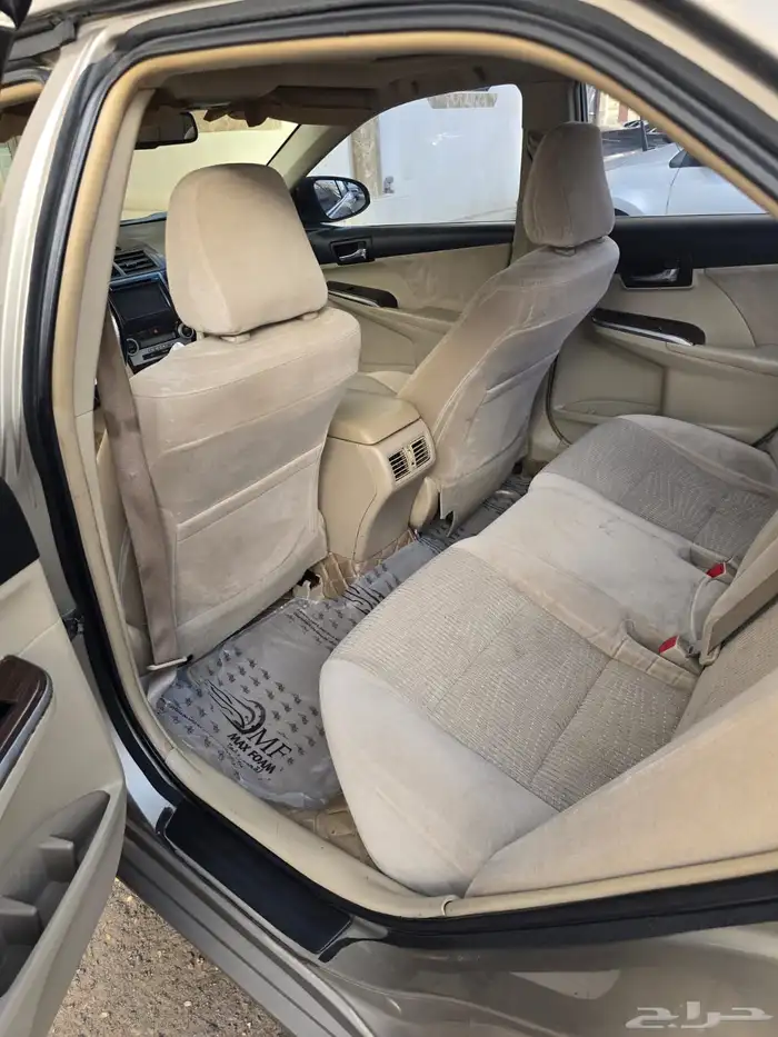 كامري 2014 فل كامل بدي وكالة ونظيفه جدا للبيع 4