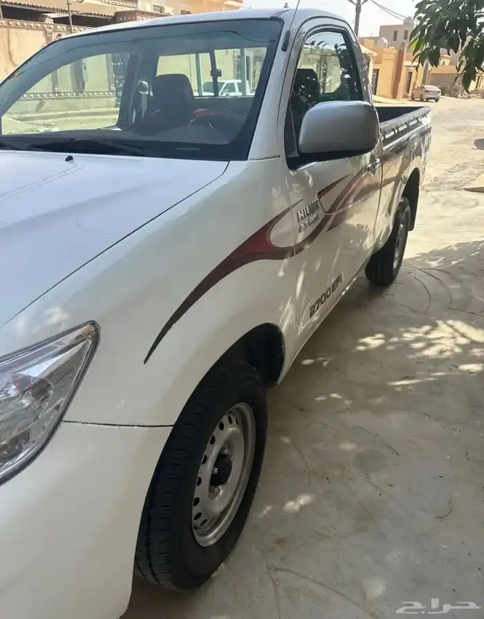 هايلوكس glx ماشية 575 الف 5