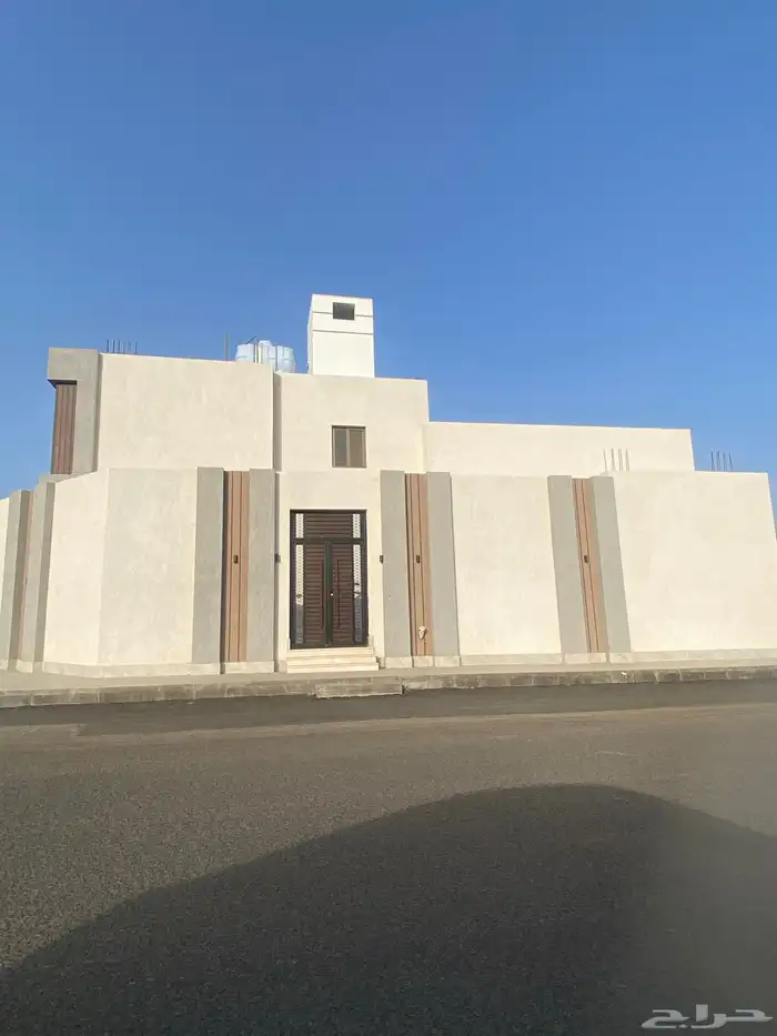 دور و ملحق للبيع الحمراء 0