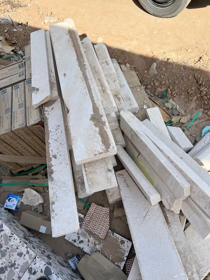 للبيع في نجران حجرالرياض مع زوايا نفس الشكل الراكب في الصور 3