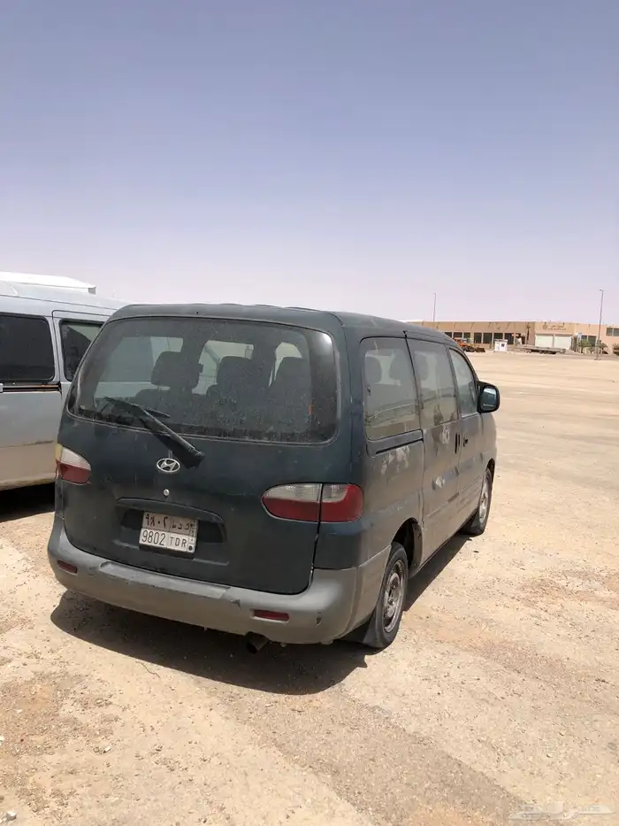باصين للبيع واحد اتش ون والثاني كيا بريجيو 4