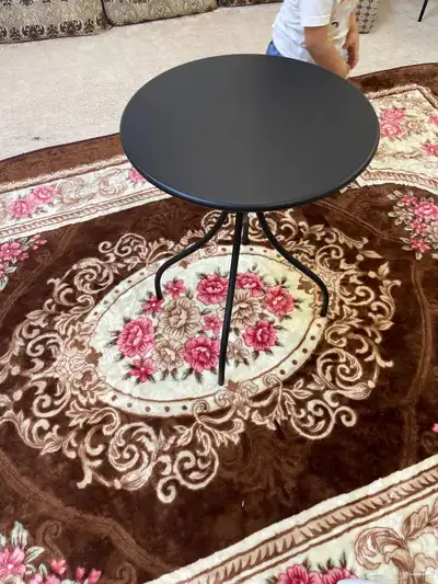 طاولات خدمة 0