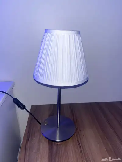 طاولة مع ابجوره 2