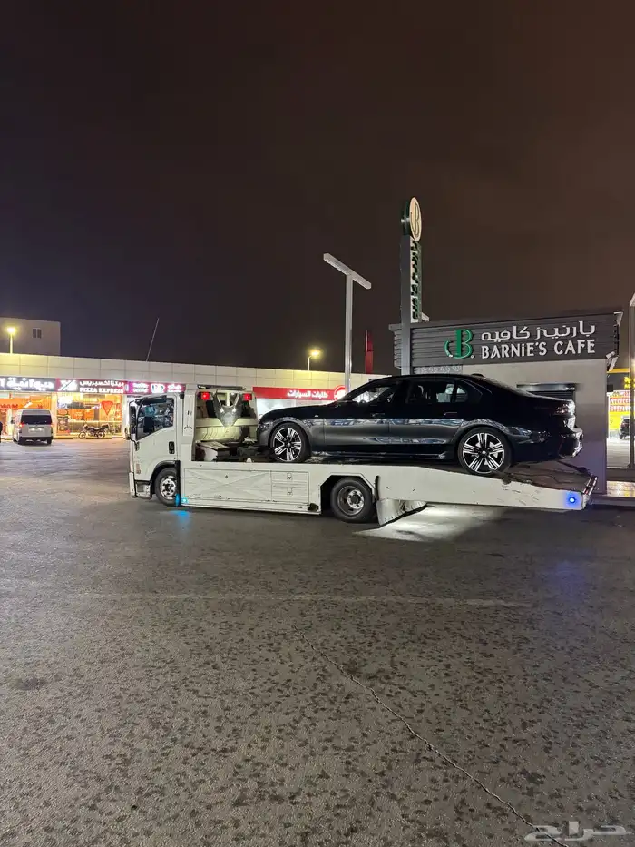 سطحه من الرياض إلى الدمام 2