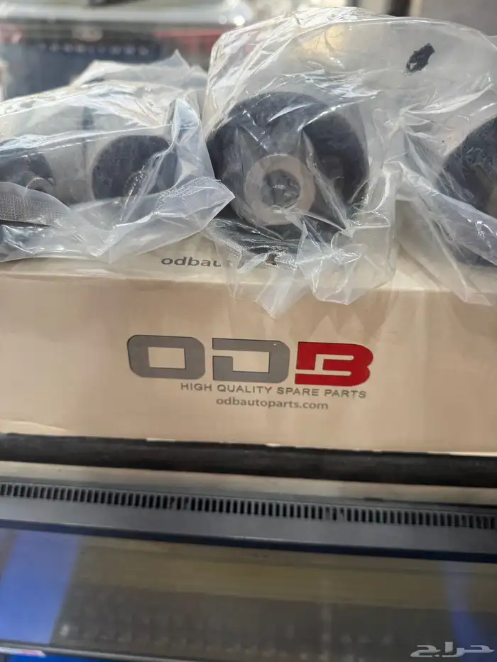 قطع- مقصات جلد مقصات لكزس La460 4