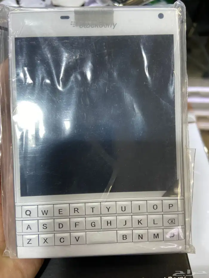 جوالات نوكيا كروم ودمعه ورهيب وبلاكبيري باسبورت بورش كي ون 5