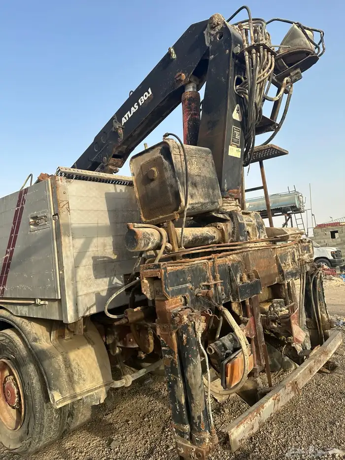 ونش اطلس للبيع بحالته ممتاز بسطحه جوانب كامل 1