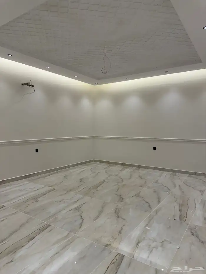 للبيع فلل بتصميم مودرن وحديث 3