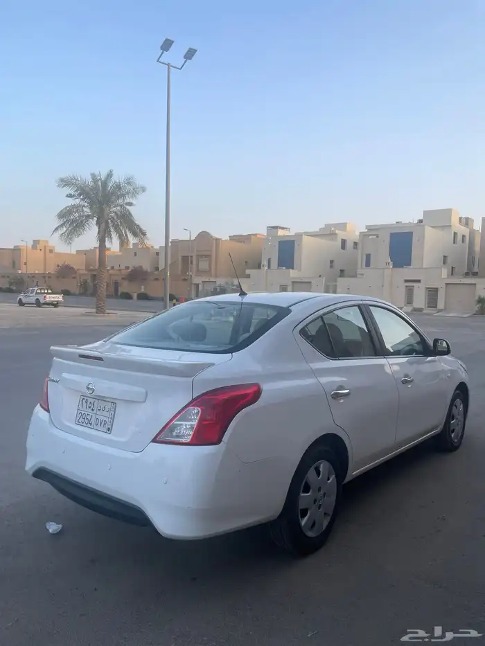 نيسان صني 2022 للبيع 5