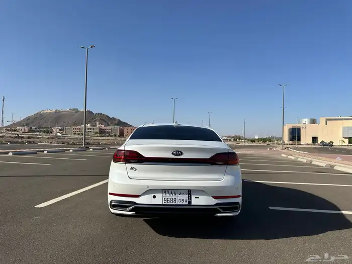 كيا كدينزا ( k 7 ) بنزين فل كامل تم البيع 0