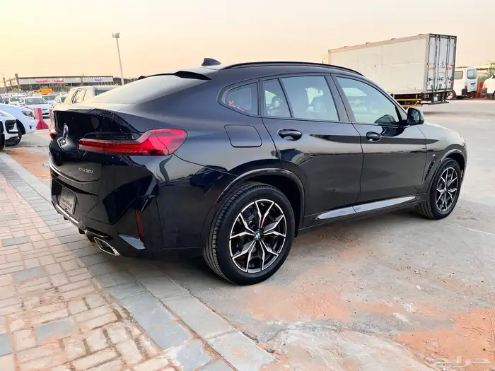 بي ام دبليو X4 موديل 2024 6