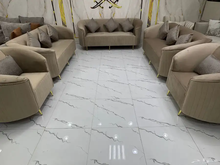 عرض على طقم كنب 11 نفر بسعر 1500 0
