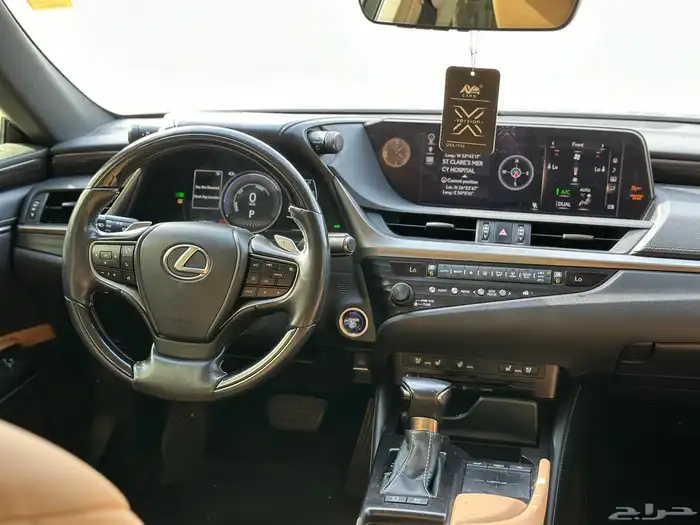 تم البيع تم البيع تم البيع لكزس E300 h موديل 2019 . 9