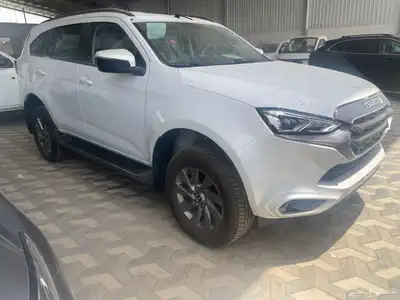 ايسوزو MUX نص فل موديل 2024 1