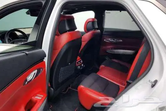جينيسيس 2021 GV70 3.5T 2WD 18