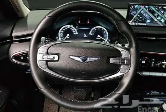 جينيسيس 2021 GV70 8