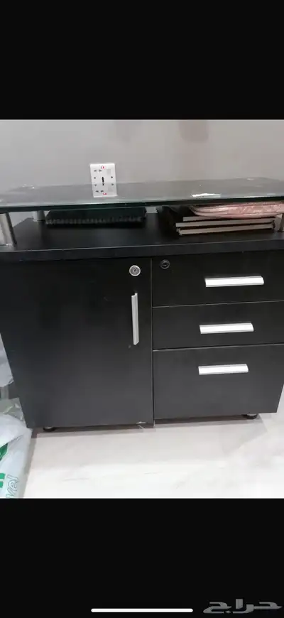 مكتب مستعمل للبيع 3