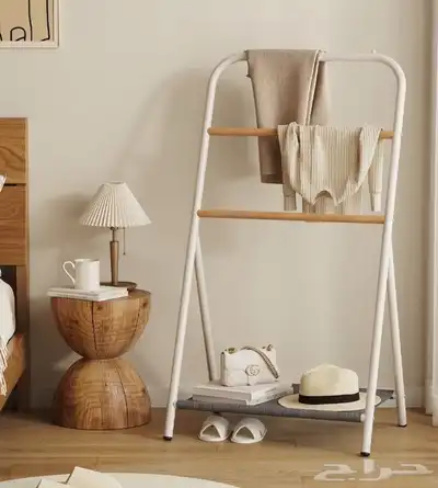 علاقة ملابس 0