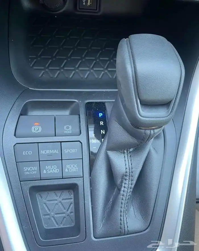 تويوتا راف فور XLI فل كامل دبل 2025 5