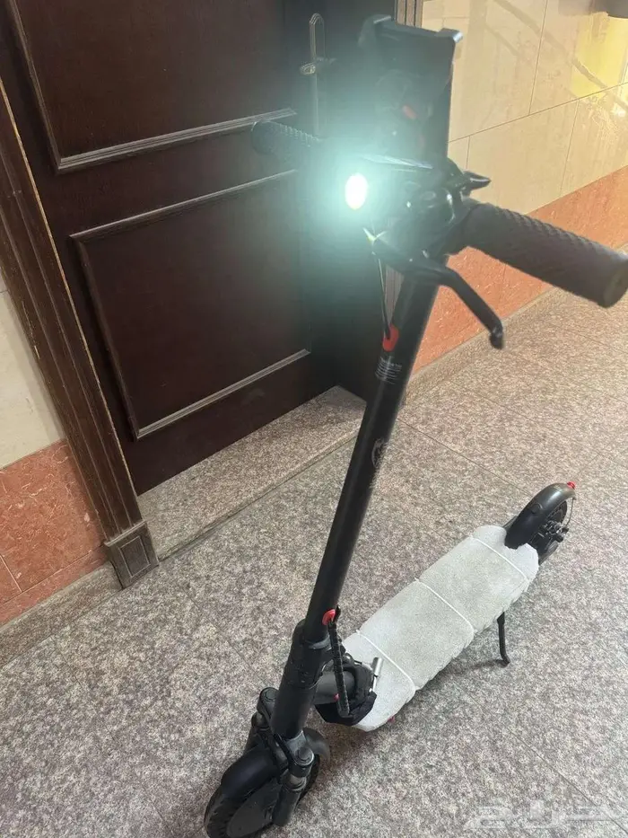 سكوتر كهربائي جديد استعمال اقل من شهر 2