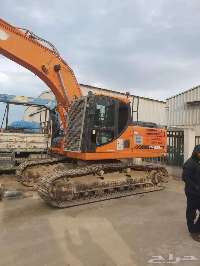 بوكلينات للإيجار الدمام 1