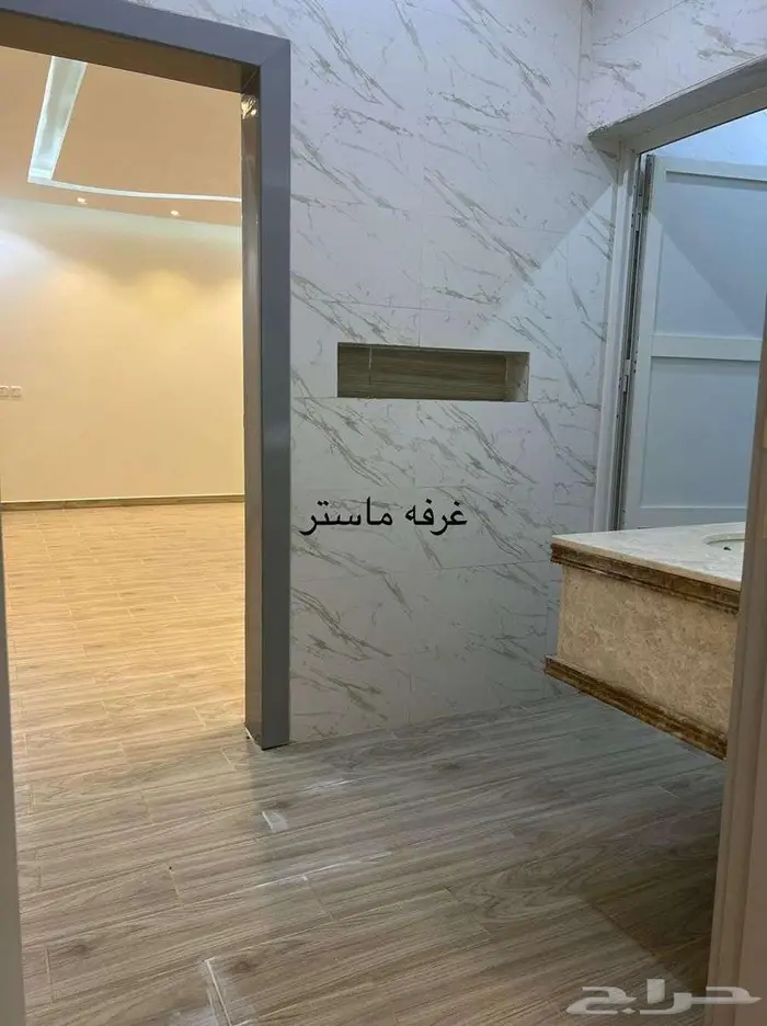 للبيع فيلا مودرن درج داخلي بالأوامر السامية واجهة حجر سوري 24