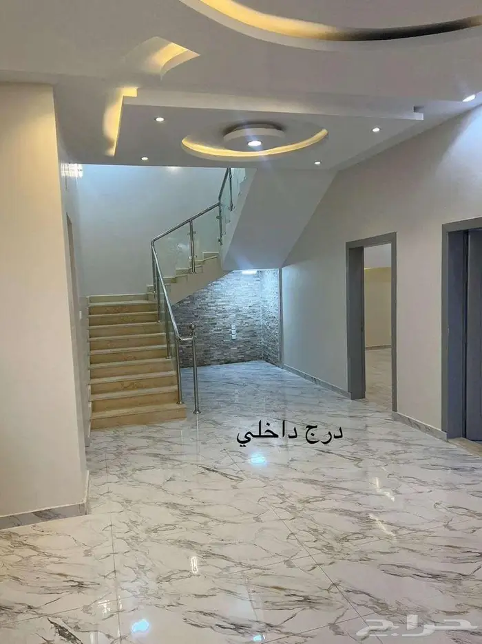 للبيع فيلا مودرن درج داخلي بالأوامر السامية واجهة حجر سوري 1