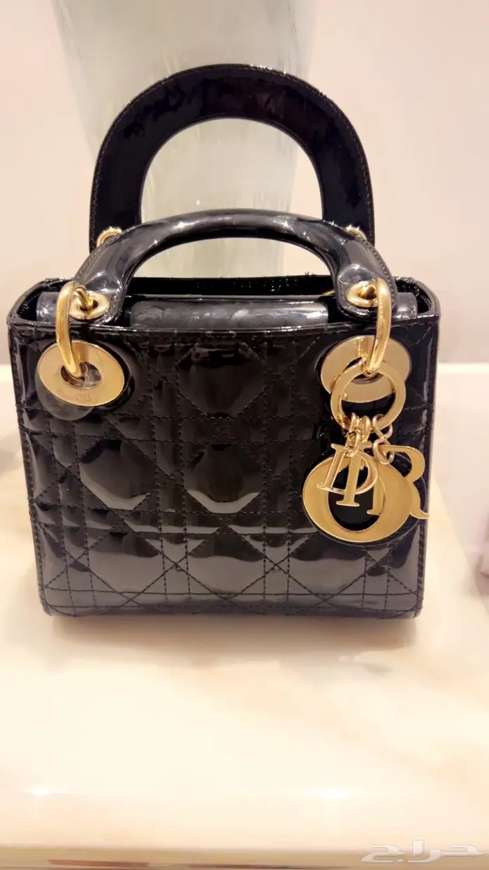 شنطه ليدي ديور شبه جديده 1