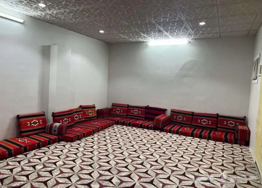 إستراحة للبيع 6