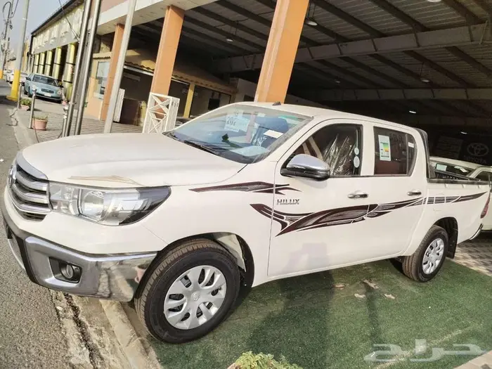 هايلوكس غمارتين GLX بنزين موديل 2025 2