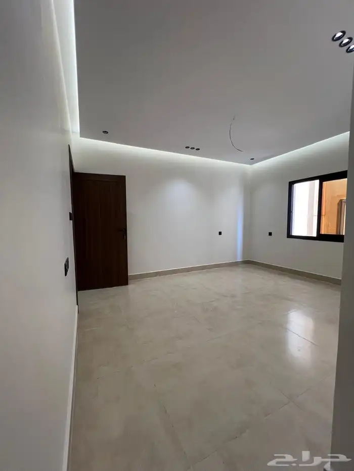 شقق وروفات للبيع بحي الروضه تقبل البنوك 5