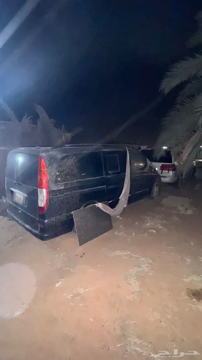 للبيع قطع تشليح فان مرسيدس 3