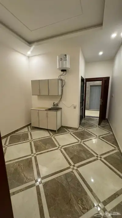 شقه للتقبيل 0