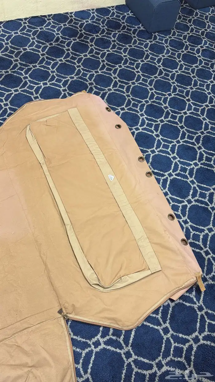 فرشة خلفيه لاندكروزر ( السنيدي ) 1