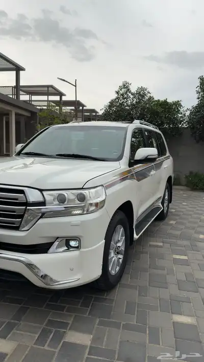 لاندكروزر 2016 بريمي فل كامل رقم 3 10