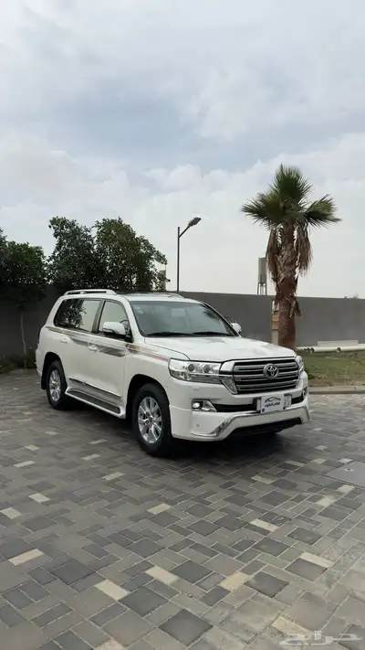 لاندكروزر 2016 بريمي فل كامل رقم 3 9