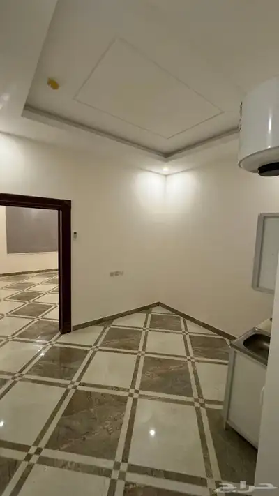 شقه للتقبيل 3