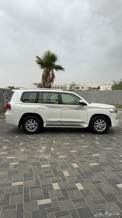 لاندكروزر 2016 بريمي فل كامل رقم 3 8