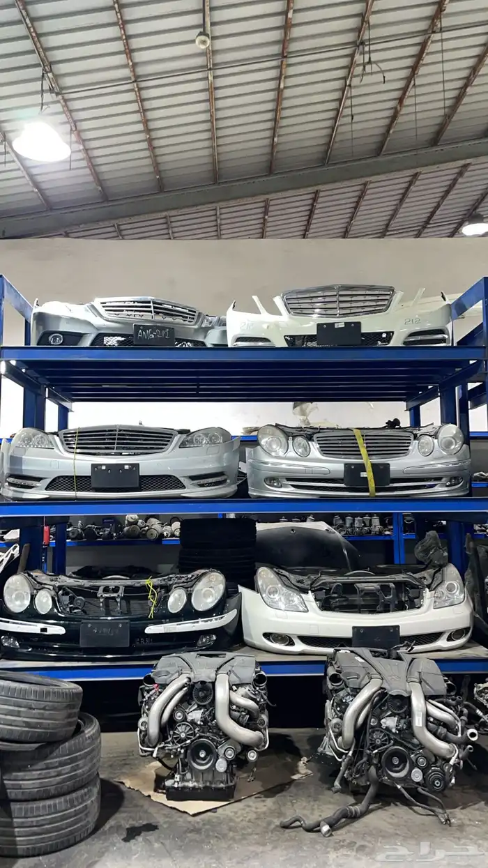 للبيع قطع غيار S63 W221 2009 2