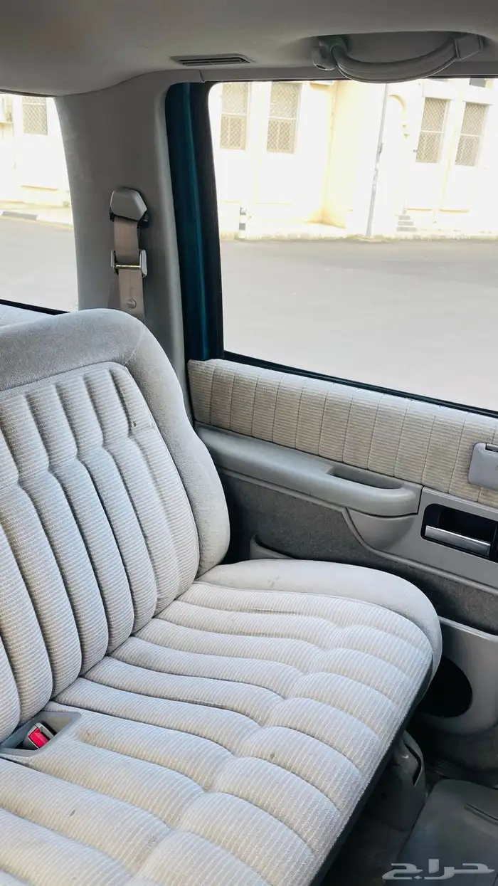 تم البيع الله يبارك للمشتري 42