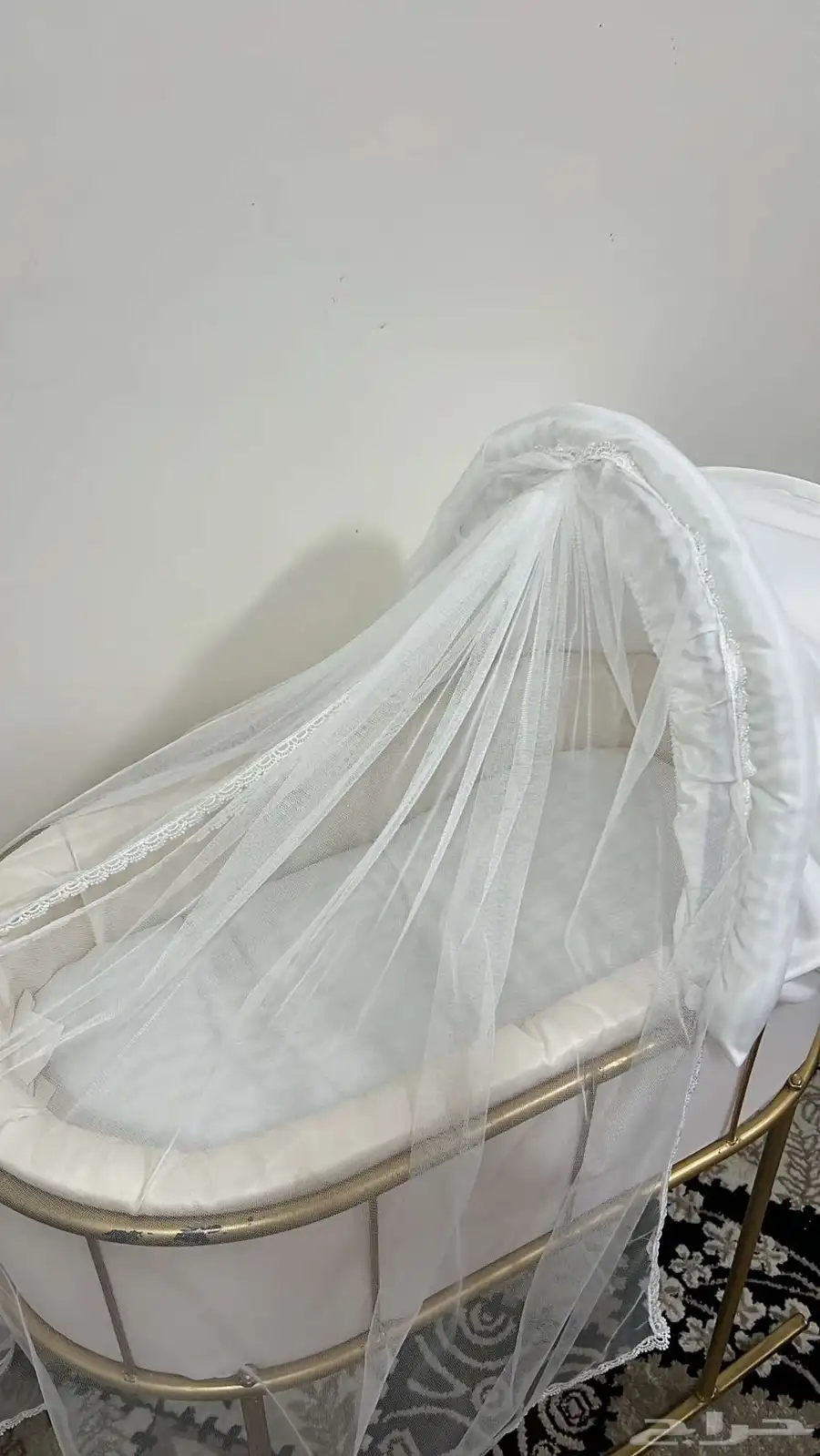 سرير اطفال 1