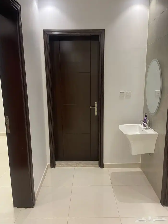 شقق للايجار حي الفروسية 0