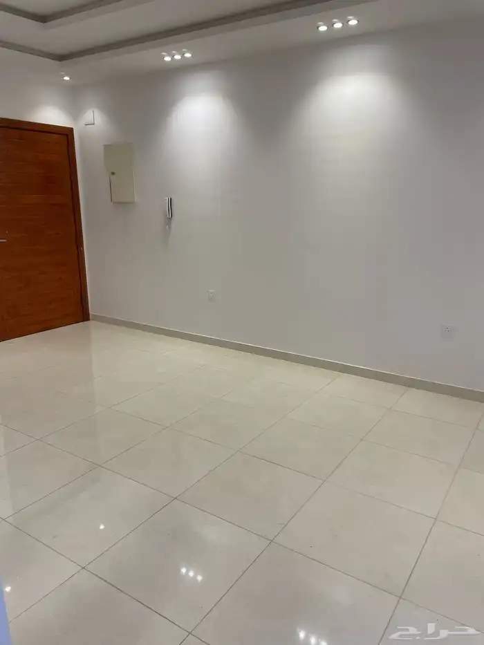 شقق للايجار حي الفروسية 4
