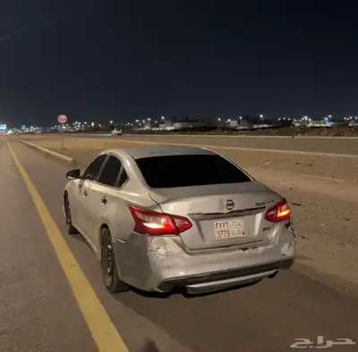 التيما 2017 مكينه قير شرط البدي فيه رشه في رفرف الايمين 2