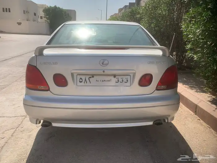 2001لكزس تحمل لوحة مميزه ق ق ق 1
