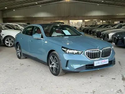 2025 BMW 520 (تصميم يبهر تفاصيل تلهم) استلام فوري 0