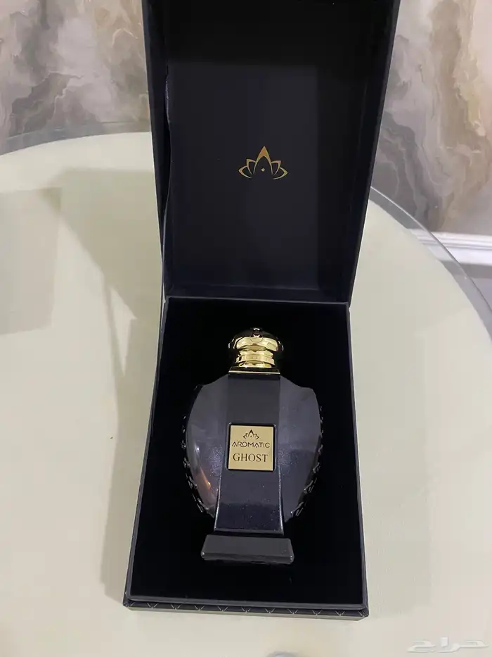 عطر وكنب للبيع 0