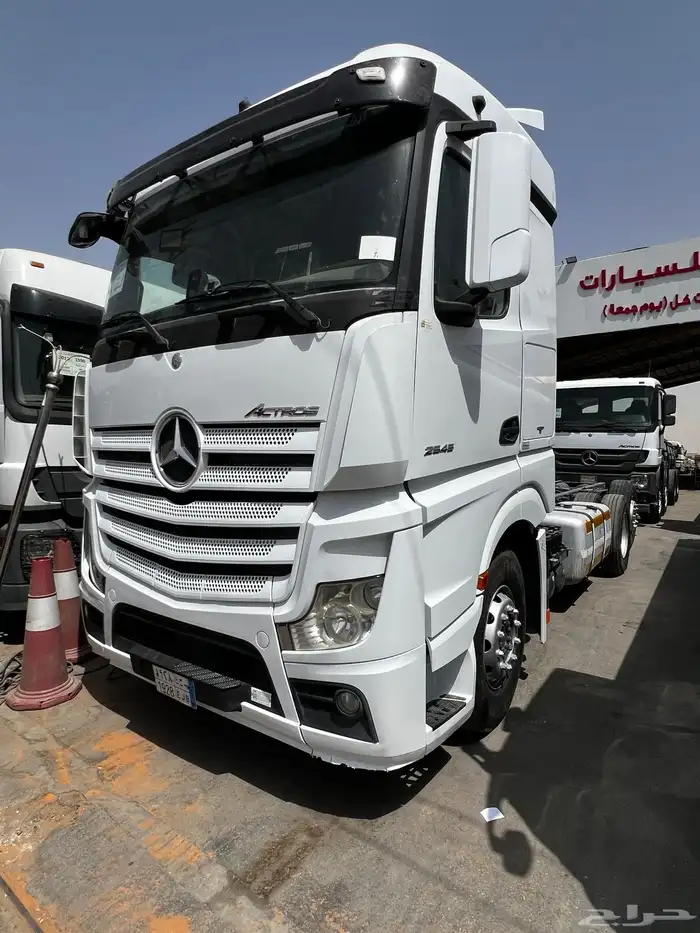 سيارات من صمن حراج معرض رائد للسيارات 0