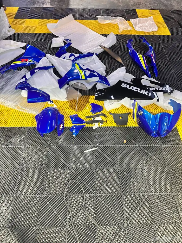 فيابر سوزوكي RR قطع 0